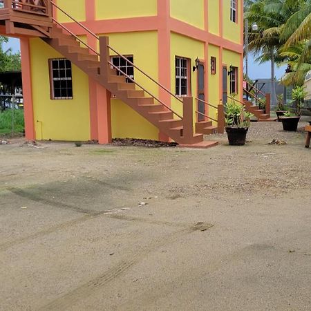 Paradise Resort Placencia Exterior foto