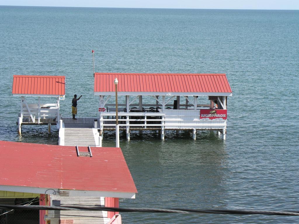 Paradise Resort Placencia Exterior foto