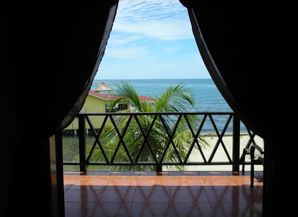 Paradise Resort Placencia Exterior foto